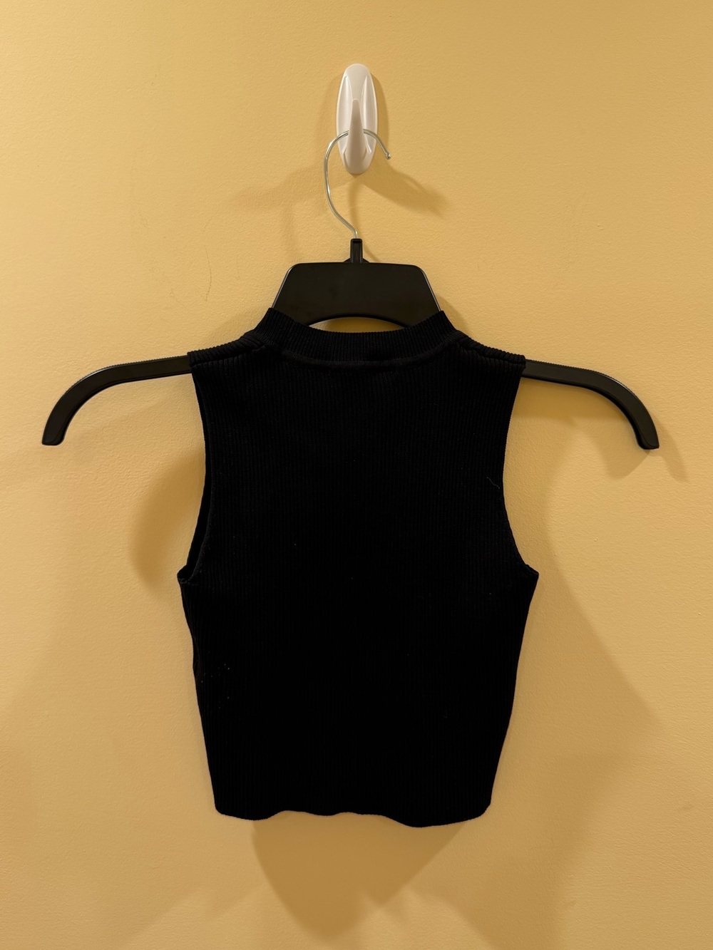 Black Ribbed Crop Top - Picture 2 of 2
